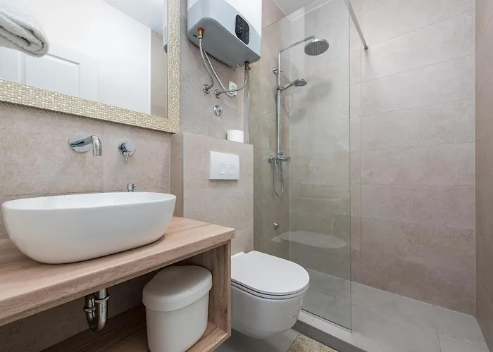 With A Unique View Appartamento