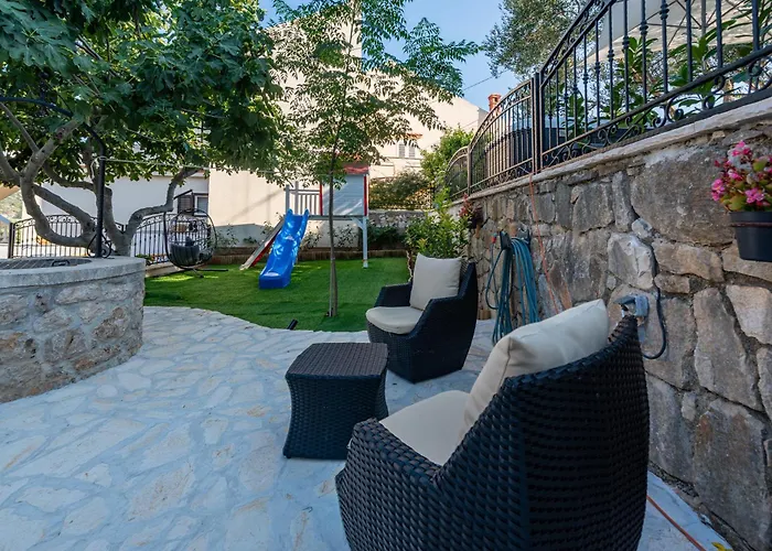 With A Unique View Апартаменты