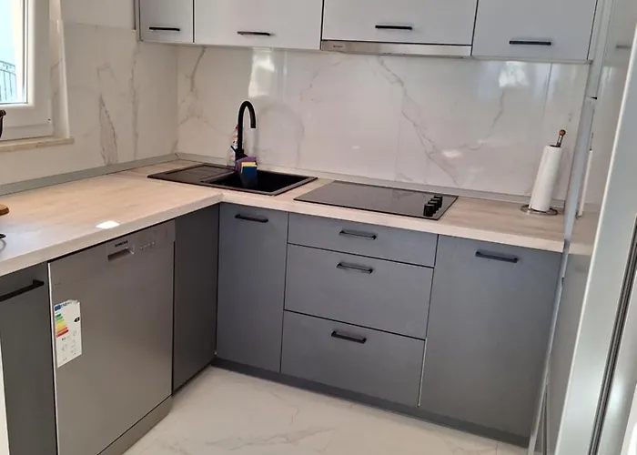 With A Unique View Preko