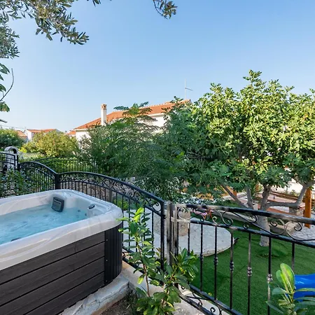 With A Unique View Appartement